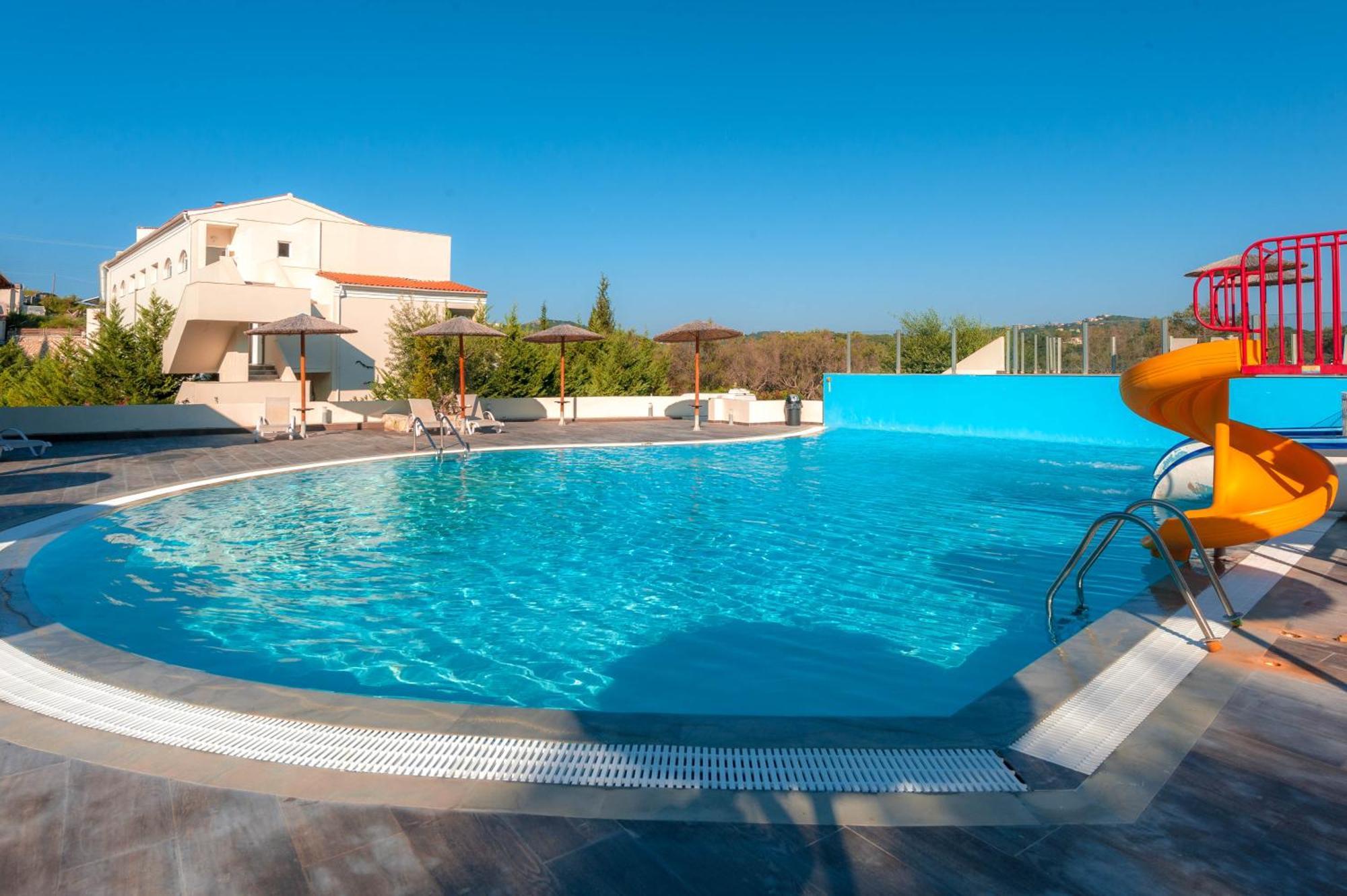Hotel Saint George Palace 4*