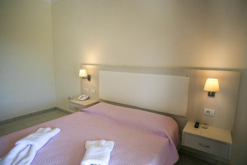 Hotel Saint George Palace 4*