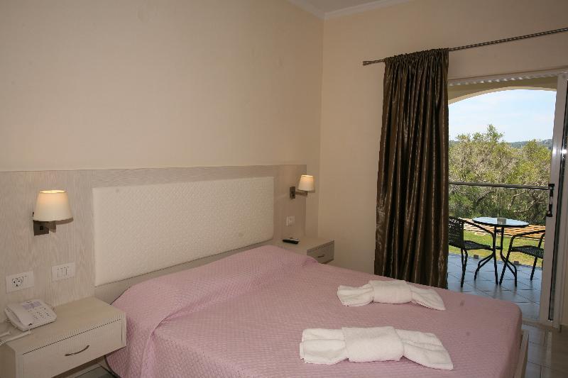 Hotel Saint George Palace 4*